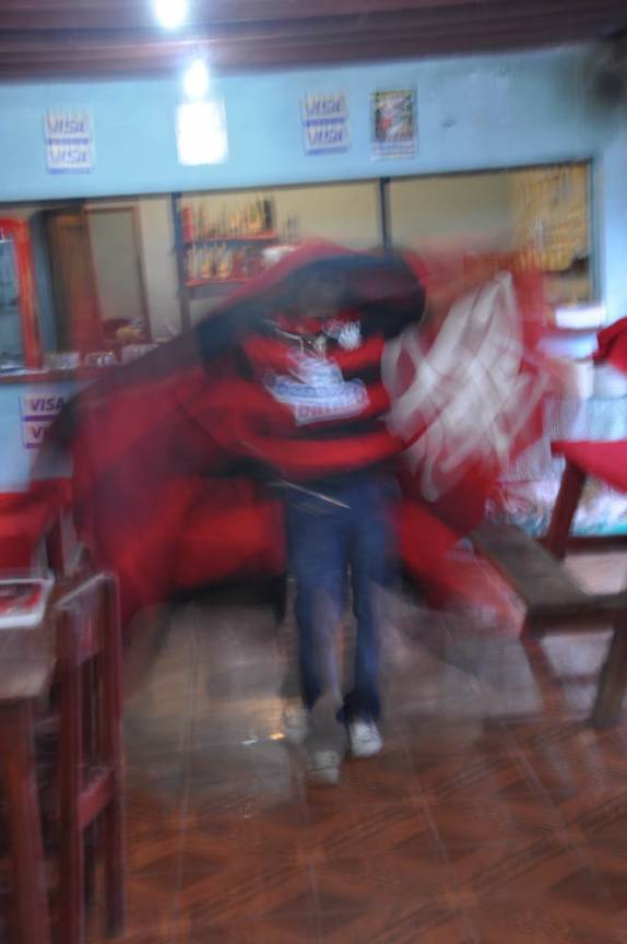 Explosão de alegria com a vitória do Flamengo! (em Presidente Figueiredo - AM)